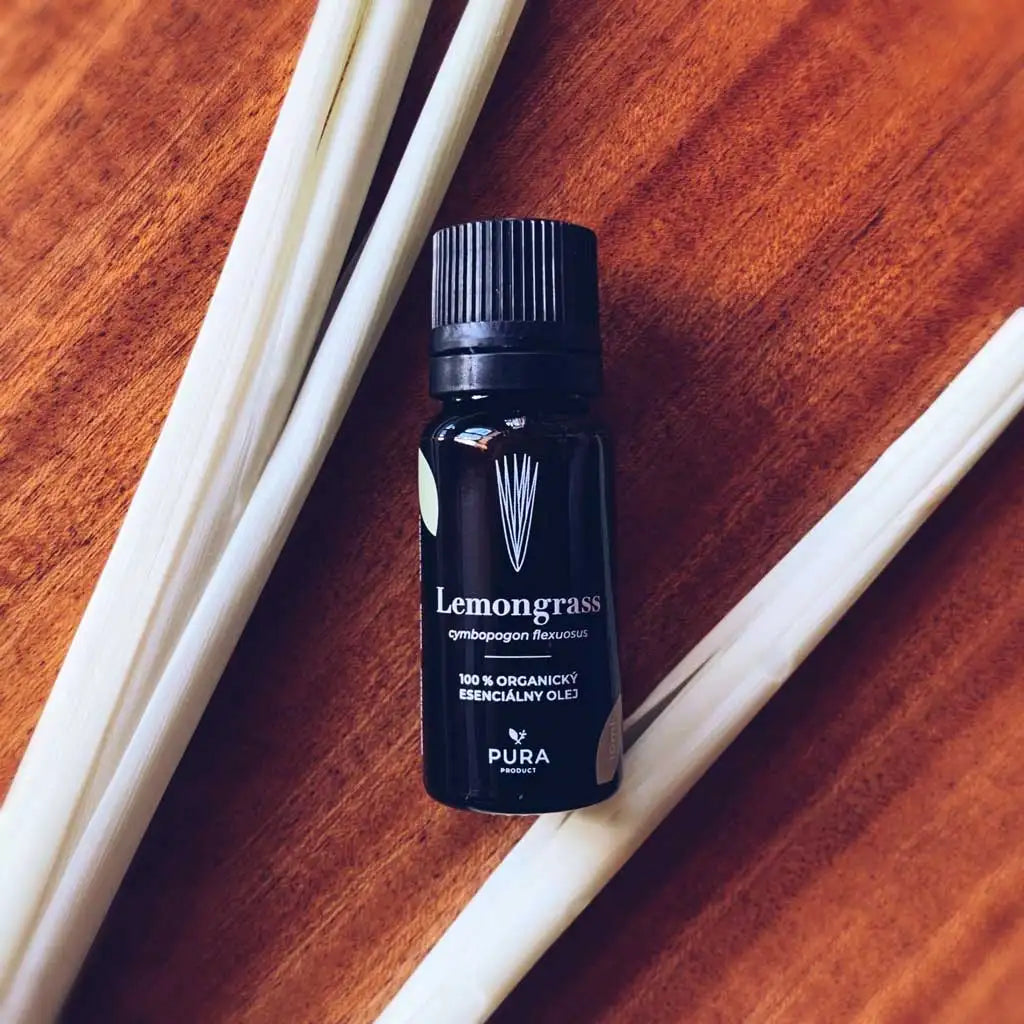 Lemongrass essential oil